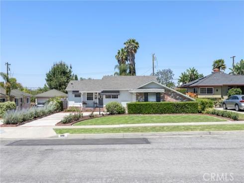 1113 Hollydale Drive, Fullerton, CA