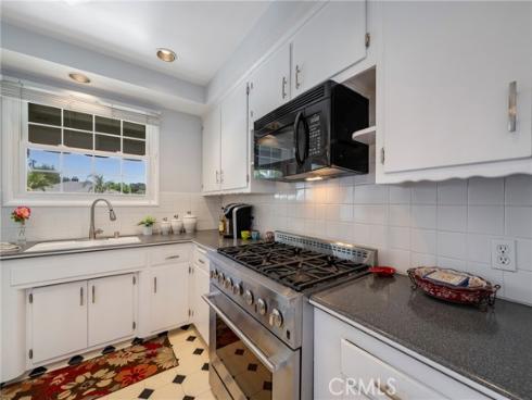 1113 Hollydale Drive, Fullerton, CA