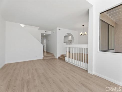 2220 E Chapman 12 Avenue, Fullerton, CA