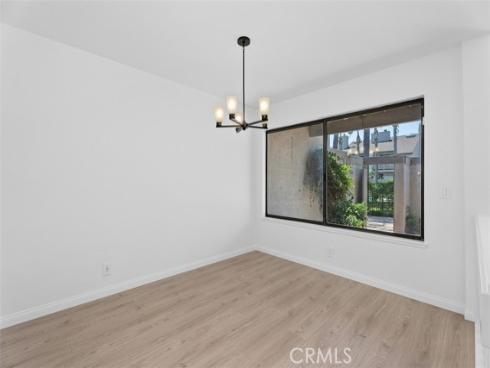 2220 E Chapman 12 Avenue, Fullerton, CA