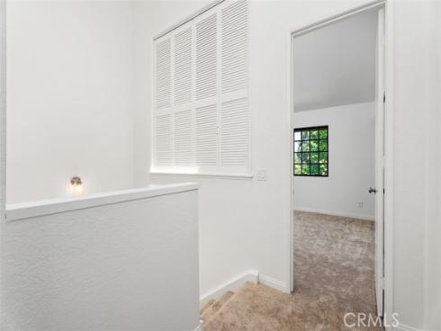 2220 E Chapman 12 Avenue, Fullerton, CA