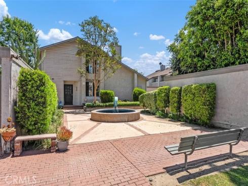 2220 E Chapman  12  Avenue, Fullerton, CA