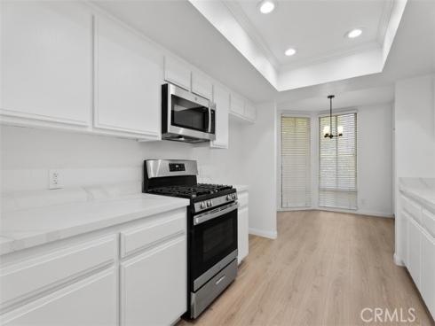 2220 E Chapman 12 Avenue, Fullerton, CA