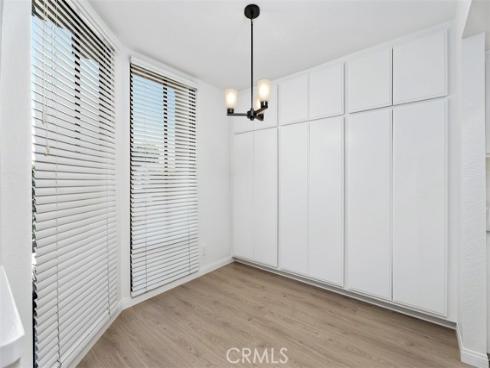 2220 E Chapman 12 Avenue, Fullerton, CA