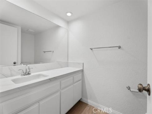 2220 E Chapman 12 Avenue, Fullerton, CA