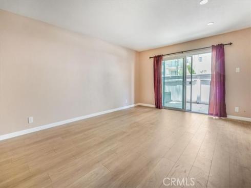 400 N Acacia D16 Avenue, Fullerton, CA