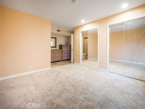 400 N Acacia D16 Avenue, Fullerton, CA