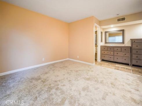 400 N Acacia D16 Avenue, Fullerton, CA