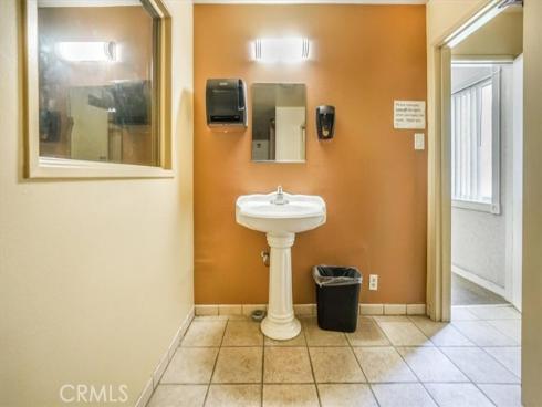 400 N Acacia D16 Avenue, Fullerton, CA