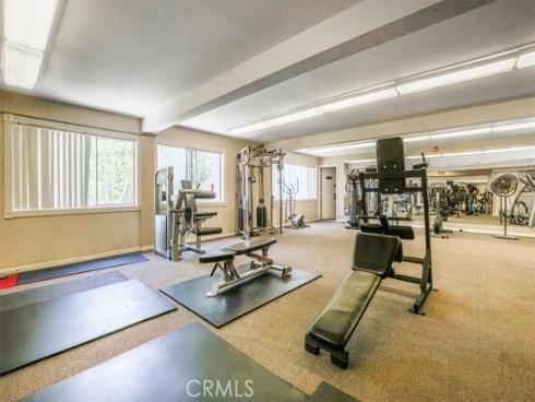 400 N Acacia D16 Avenue, Fullerton, CA