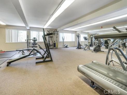 400 N Acacia D16 Avenue, Fullerton, CA