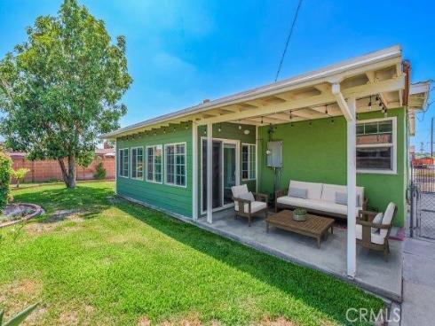 1501 W Baker Avenue, Fullerton, CA