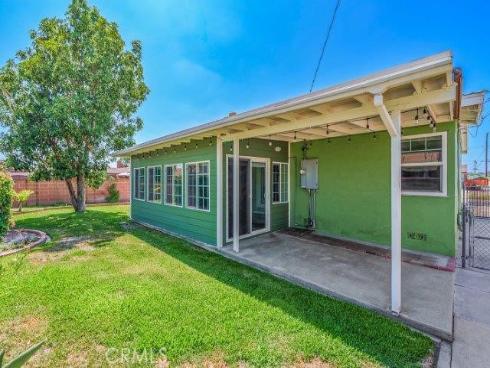 1501 W Baker Avenue, Fullerton, CA