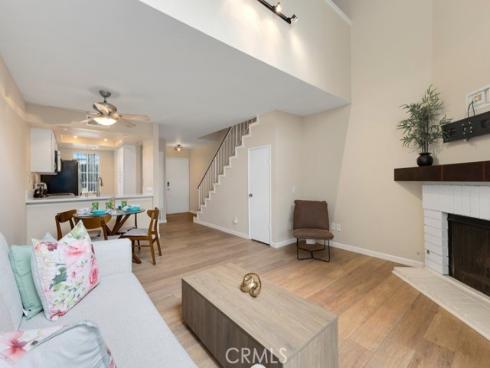 2410 W Orangethorpe 5 Avenue, Fullerton, CA