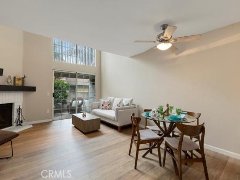 2410 W Orangethorpe 5 Avenue, Fullerton, CA