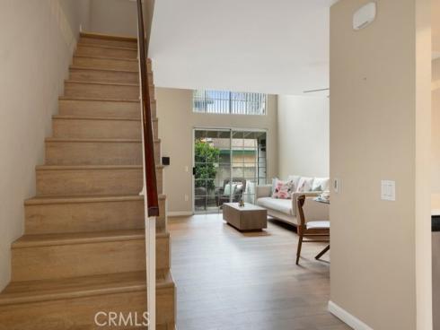 2410 W Orangethorpe 5 Avenue, Fullerton, CA