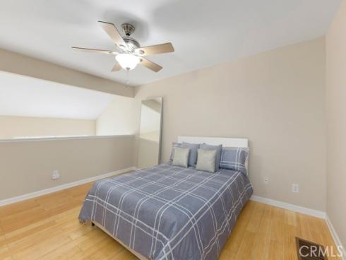 2410 W Orangethorpe 5 Avenue, Fullerton, CA