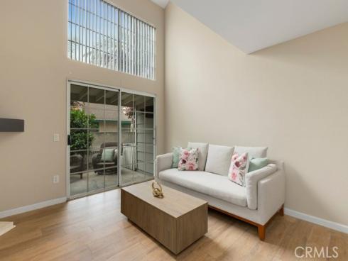 2410 W Orangethorpe 5 Avenue, Fullerton, CA