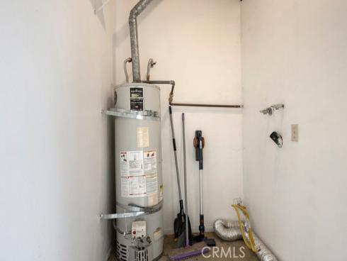 2410 W Orangethorpe 5 Avenue, Fullerton, CA