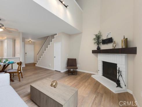 2410 W Orangethorpe 5 Avenue, Fullerton, CA