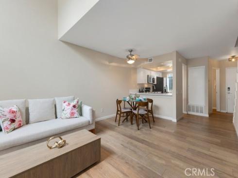 2410 W Orangethorpe 5 Avenue, Fullerton, CA