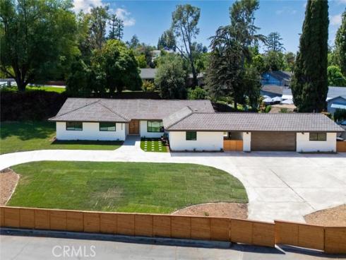 3209 Lakeknoll Drive , Fullerton, CA