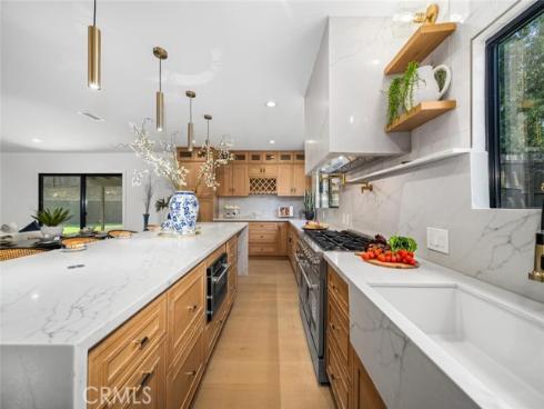 3209 Lakeknoll Drive , Fullerton, CA