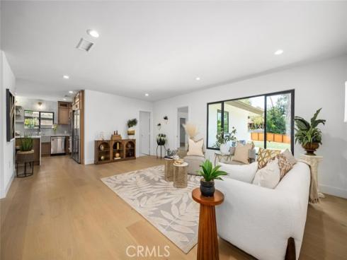 3209 Lakeknoll Drive , Fullerton, CA