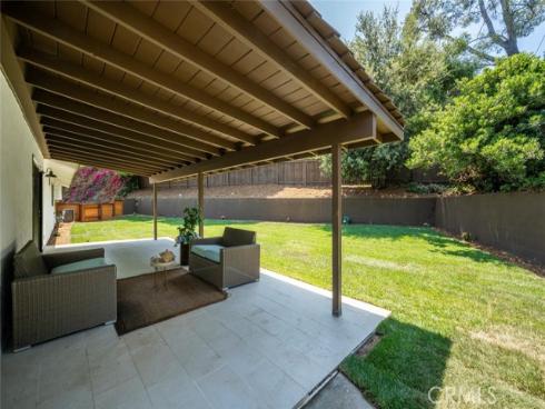 3209 Lakeknoll Drive , Fullerton, CA