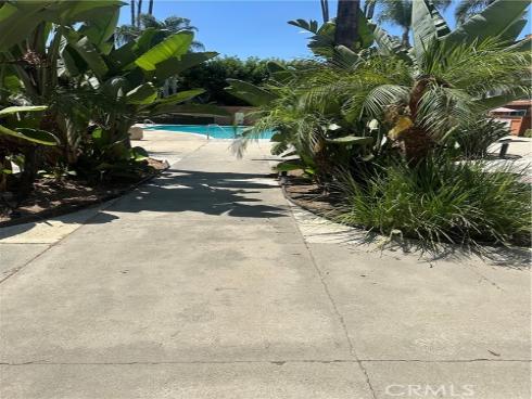 400 N Acacia  B24  Avenue, Fullerton, CA