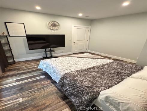 2404 W Oak Avenue, Fullerton, CA