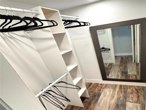 2404 W Oak Avenue, Fullerton, CA