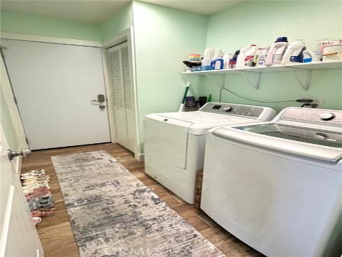 2404 W Oak Avenue, Fullerton, CA