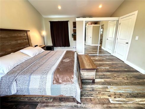 2404 W Oak Avenue, Fullerton, CA