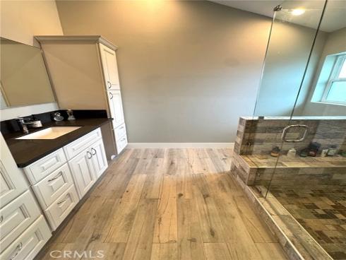 2404 W Oak Avenue, Fullerton, CA