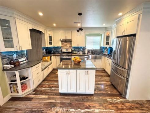 2404 W Oak Avenue, Fullerton, CA