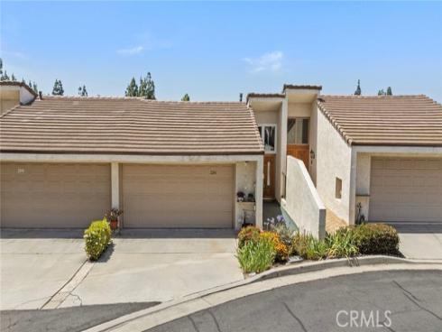 2246 Vista Del Sol , Fullerton, CA