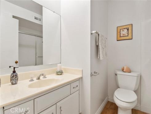 1260 N Placentia Avenue, Fullerton, CA