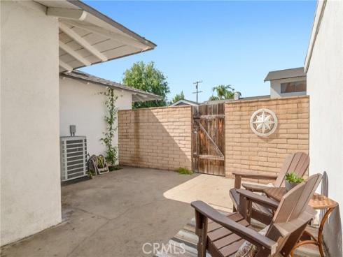 1260 N Placentia Avenue, Fullerton, CA