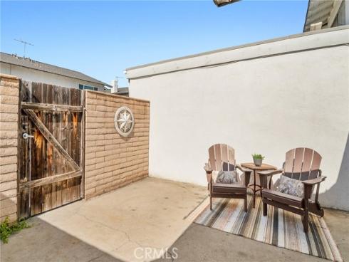 1260 N Placentia Avenue, Fullerton, CA