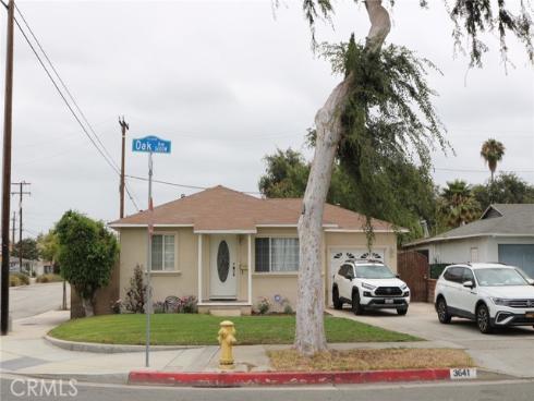 3641 W Oak Avenue, Fullerton, CA