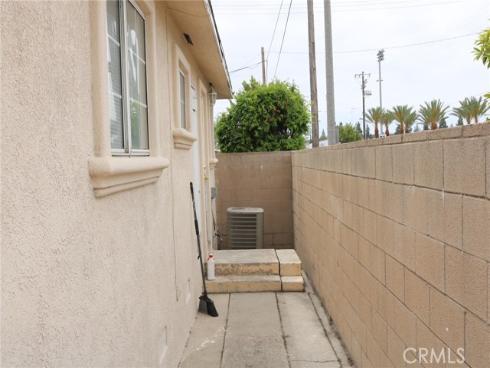 3641 W Oak Avenue, Fullerton, CA