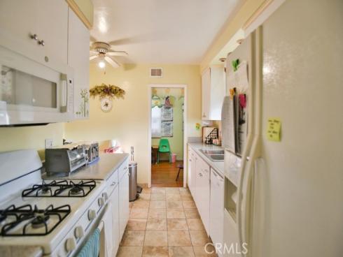 1918 W Orangethorpe Avenue, Fullerton, CA