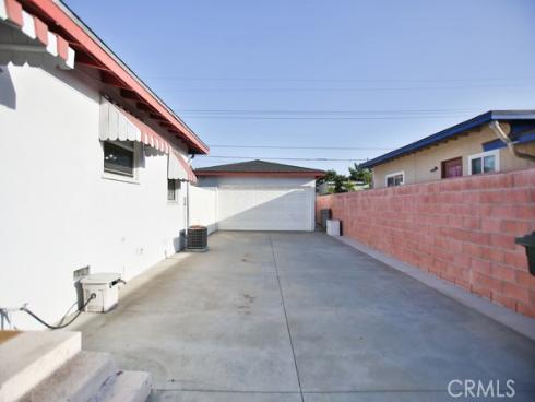 1918 W Orangethorpe Avenue, Fullerton, CA