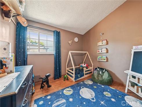 2148 W Houston Avenue, Fullerton, CA