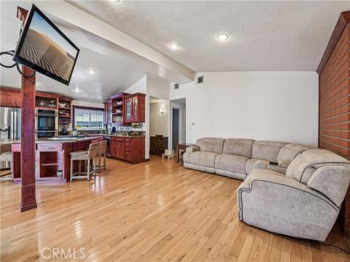 2148 W Houston Avenue, Fullerton, CA