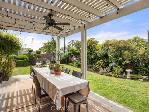 1642 W Woodcrest Avenue, Fullerton, CA