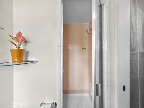 1113 N Raymond Avenue, Fullerton, CA