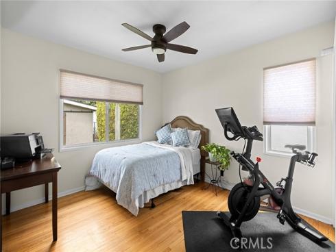 1113 N Raymond Avenue, Fullerton, CA