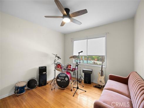 1113 N Raymond Avenue, Fullerton, CA